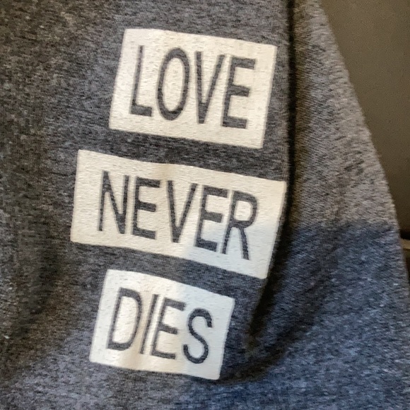 Hoddi - Picture 2 of 4